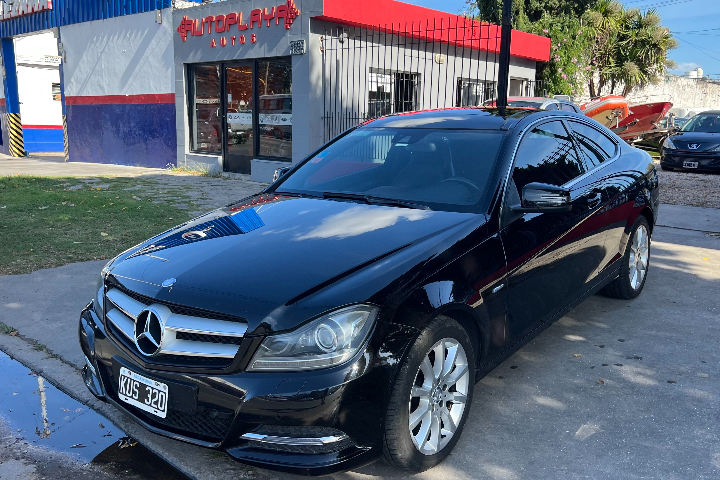 Mercedez-Benz Clase C 1.8 C250 Coupe Sport B.efficiency At